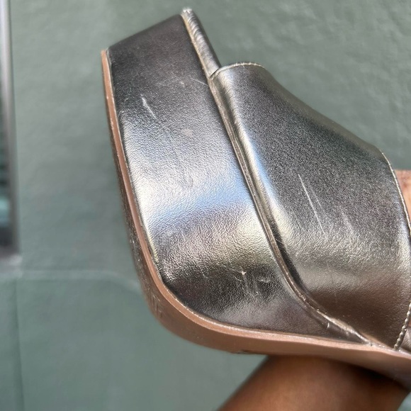 ✺ Champagne Platform Peep Toe Mule Heels - Picture 5 of 8